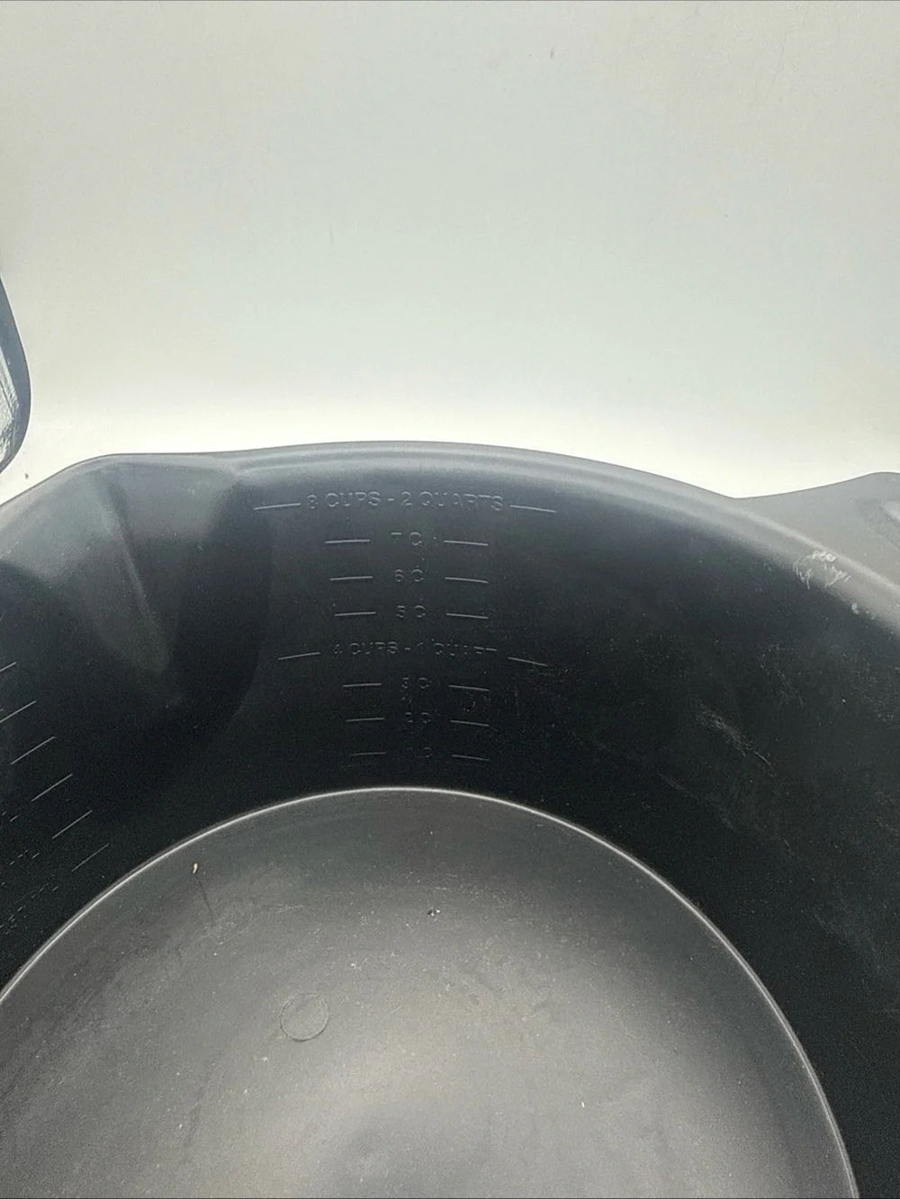 Pampered Chef Large Micro-Cooker Black 2 QRT 8 Cup Steamer Strainer w/ Lid
